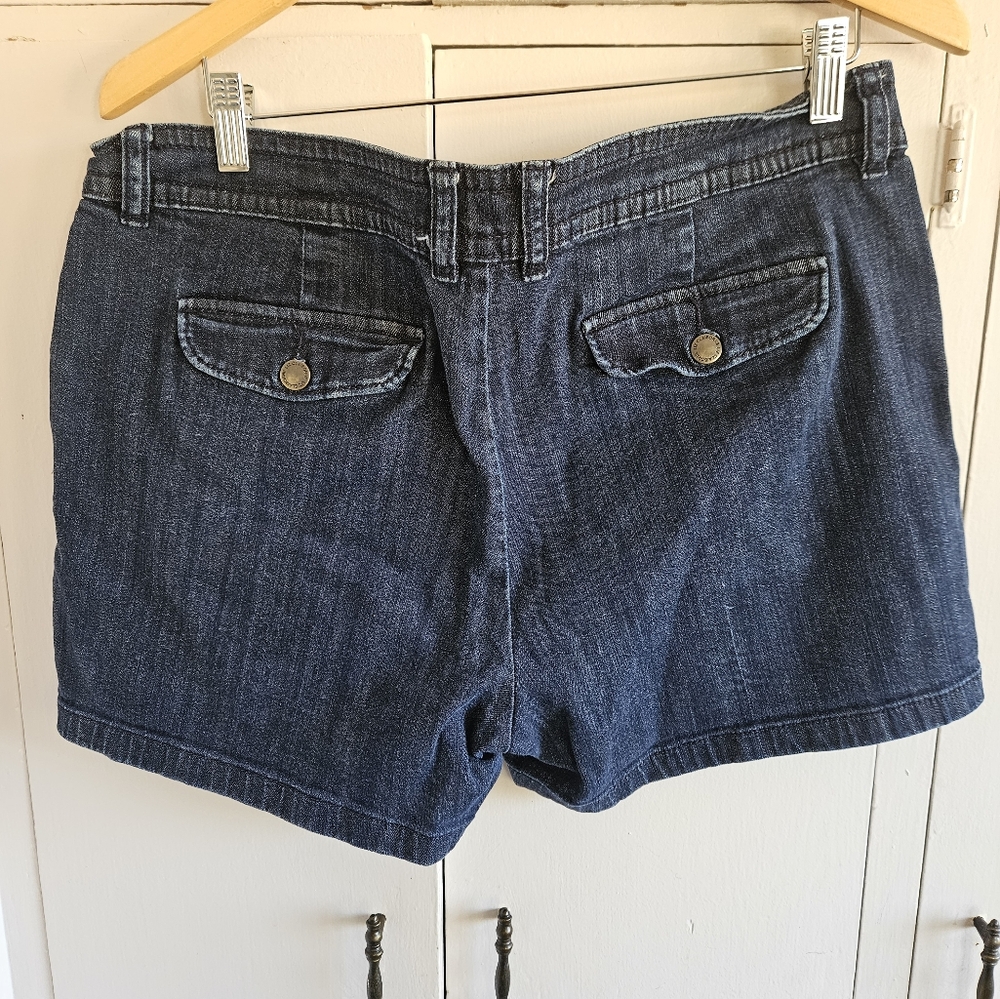 Liz Claiborne Denim classic jean shorts Size 14 - Picture 6 of 6